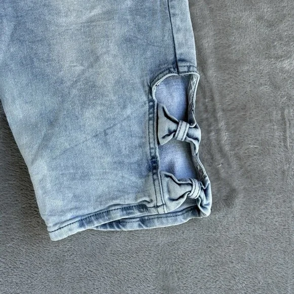 Forever 21 Denim Shorts Womens 28 Light Wash Distressed Y2K Festival Grunge Moto - Picture 2 of 7